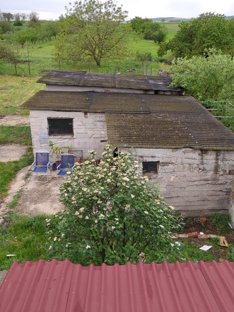 Verkrotte garages