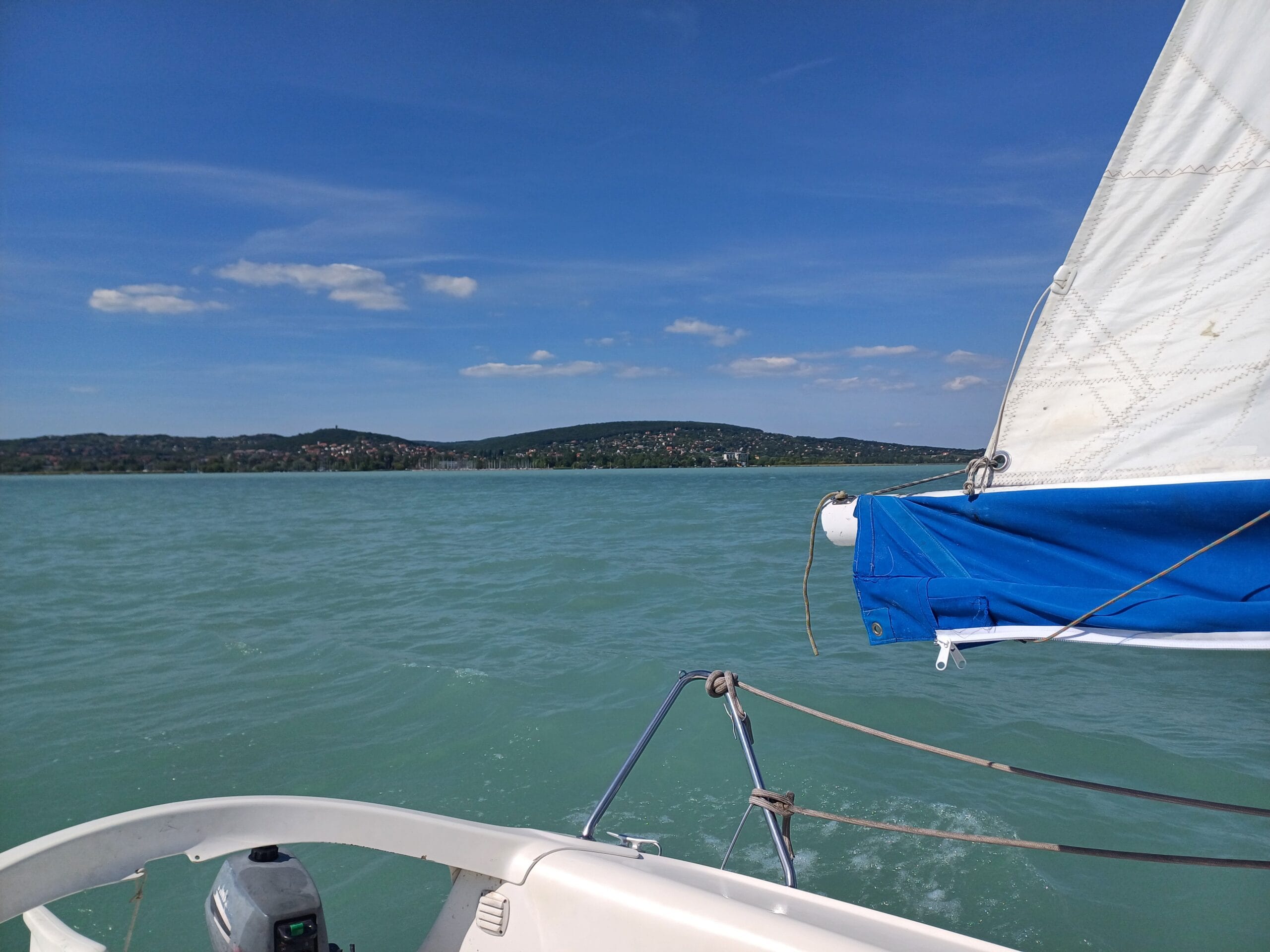 Zeilen op het Balaton