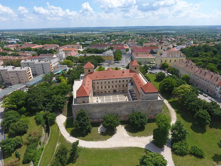 Thury-vár légi foto